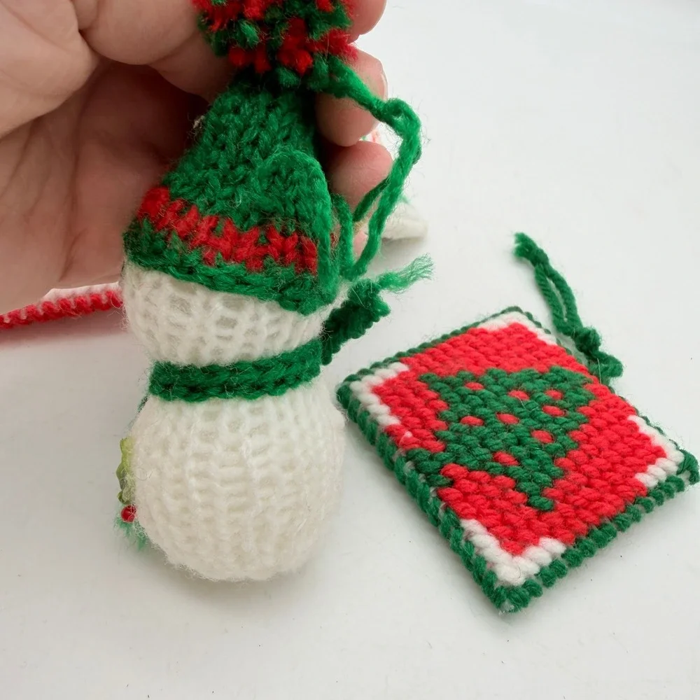 VTG Handmade Christmas Needdepoint Ornaments Set 4 Plastic Canvas Snowman